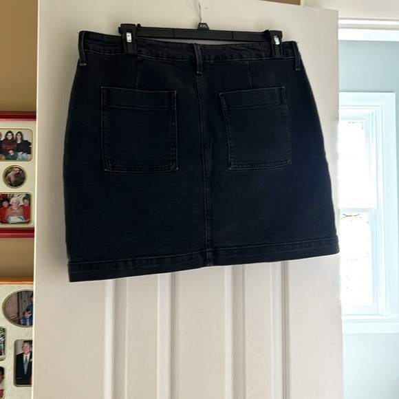 Old Navy Skirt 🩷 - Picture 5 of 8